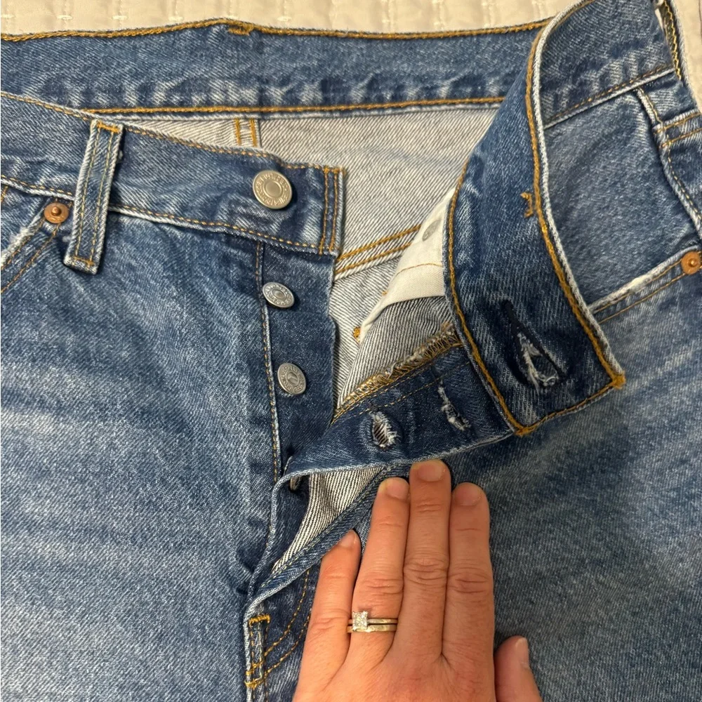 Levi’s 501 shorts - Picture 2 of 7